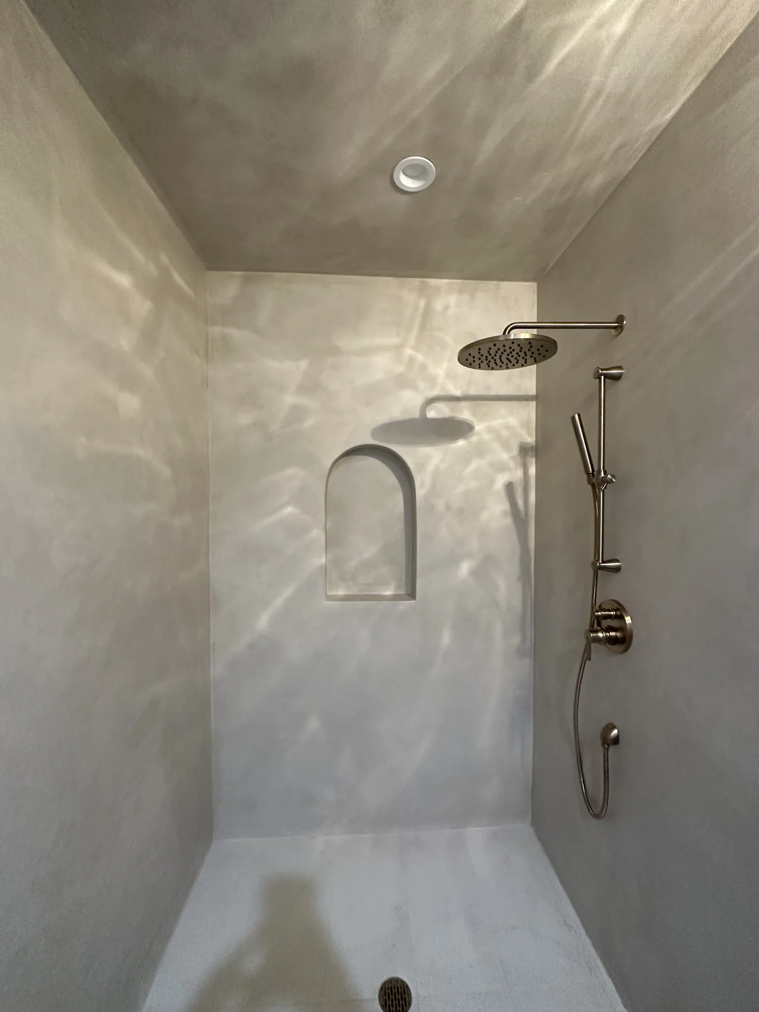 Concrete Bathrooms — Ellada Mesveliani Interiors
