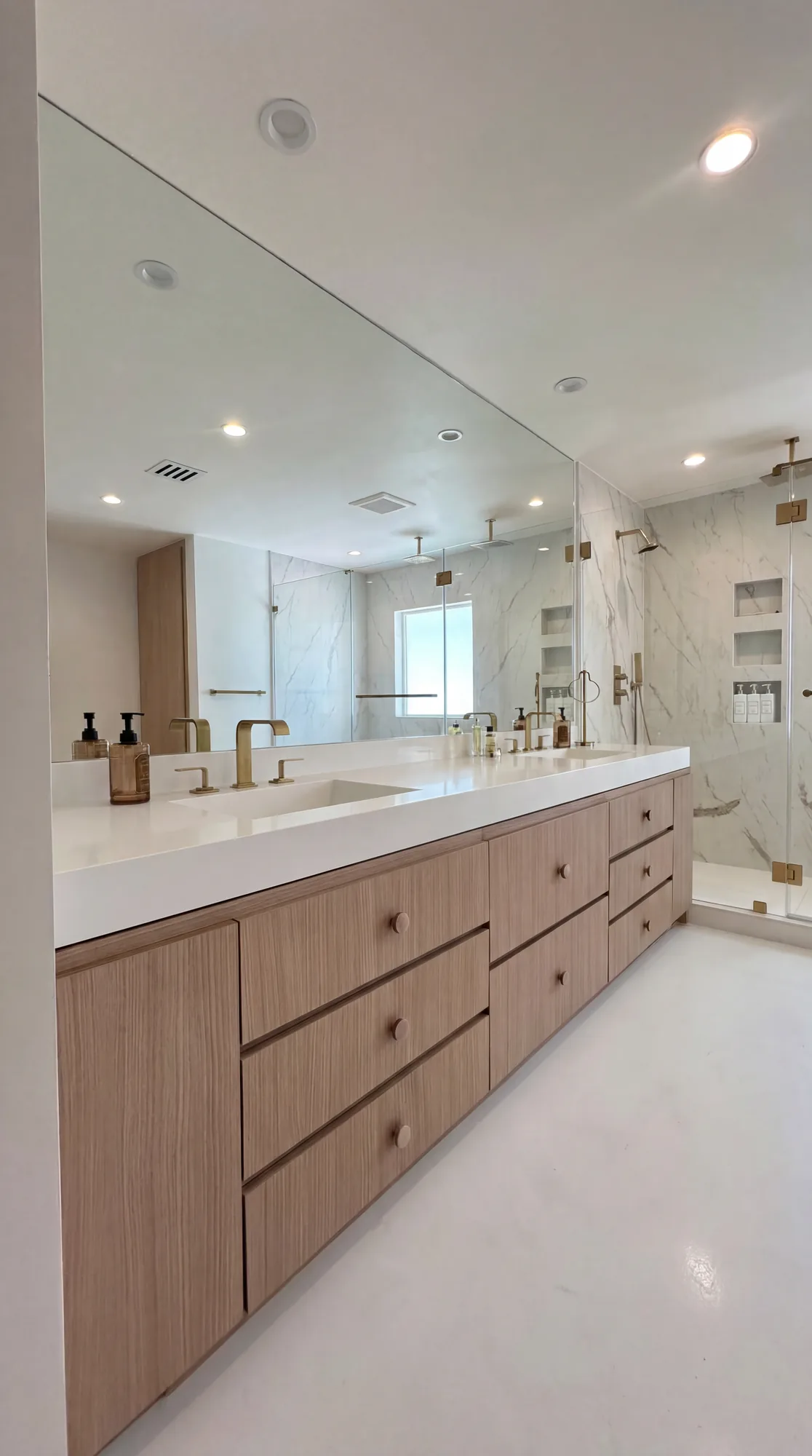 Contemporary Bathrooms — Ellada Mesveliani Interiors